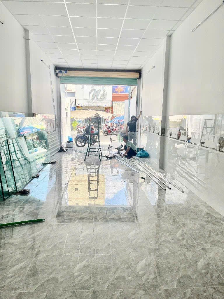 Nhà thật Giá thật Mặt tiền Tây Sơn, Tân Phú 69m2, xây mới tự do