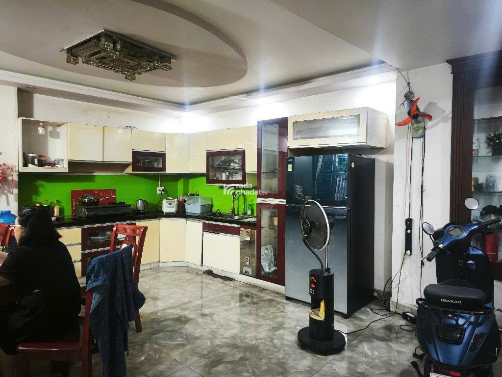 Nhà đẹp 4 tầng HXH Tân Sơn Nhì, 54m2, Sổ đẹp, chỉ 7.3 tỷ TL