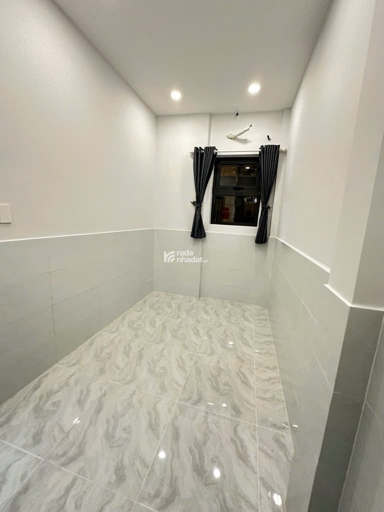 HẺM XE HƠI THÀNH MỸ, TÂN BÌNH, 5.2M BỀ NGANG, KC Ở NGAY. GIẢM 350TR CHỈ CÒN 4.2T TL 
