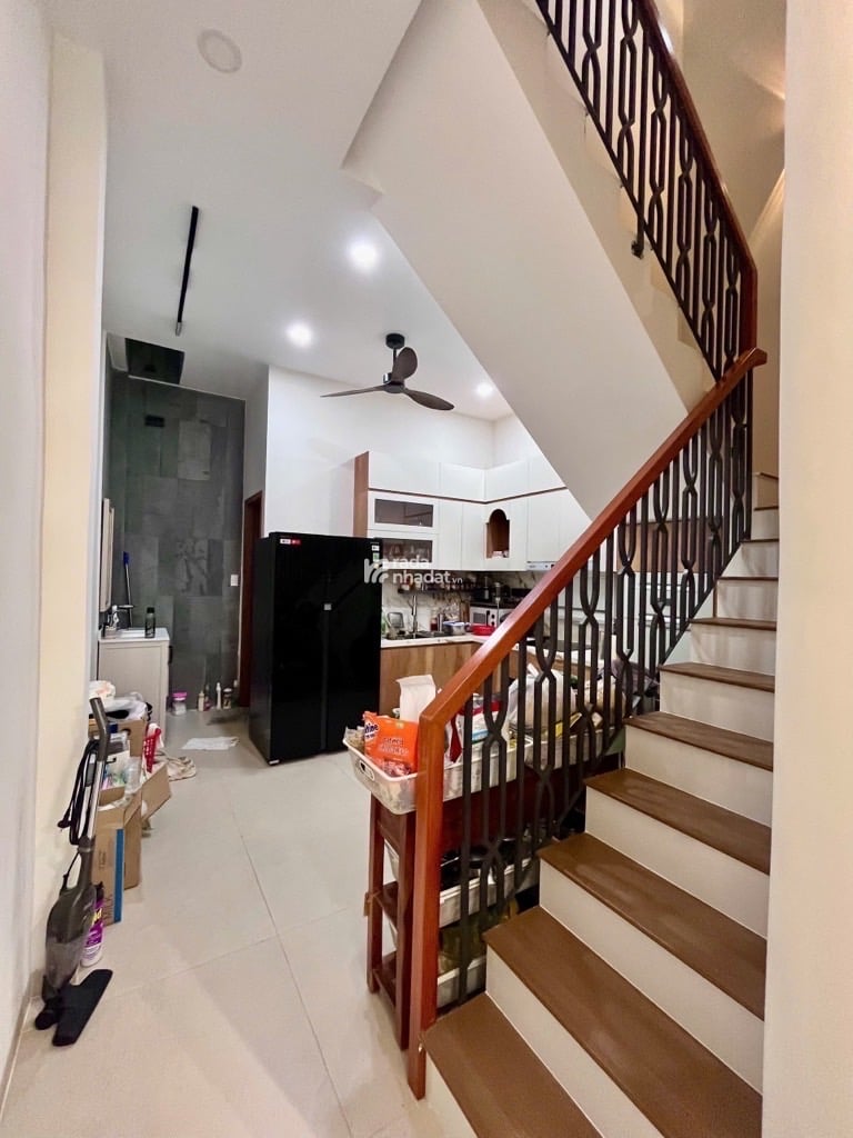 bán nhà gần lê văn qưới bình hưng hoà a