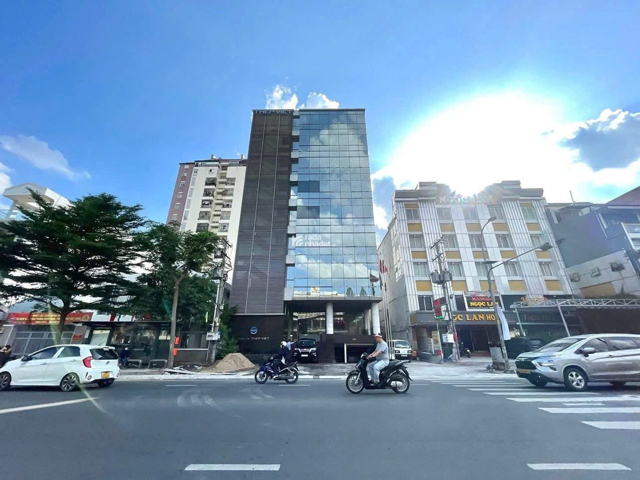 Siêu phảm mặt tiền kinh doanh CX Bắc hải quận 10 (DT 6x20m) 5 tầng HĐT 60tr/tháng