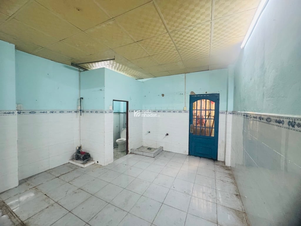 HXH KÊNH 19 THÁNG 5, TÂN PHÚ, CHUẨN 33M2 HIẾM CÓ. GIẢM 550TR CHỈ 3.9T TL TỐT