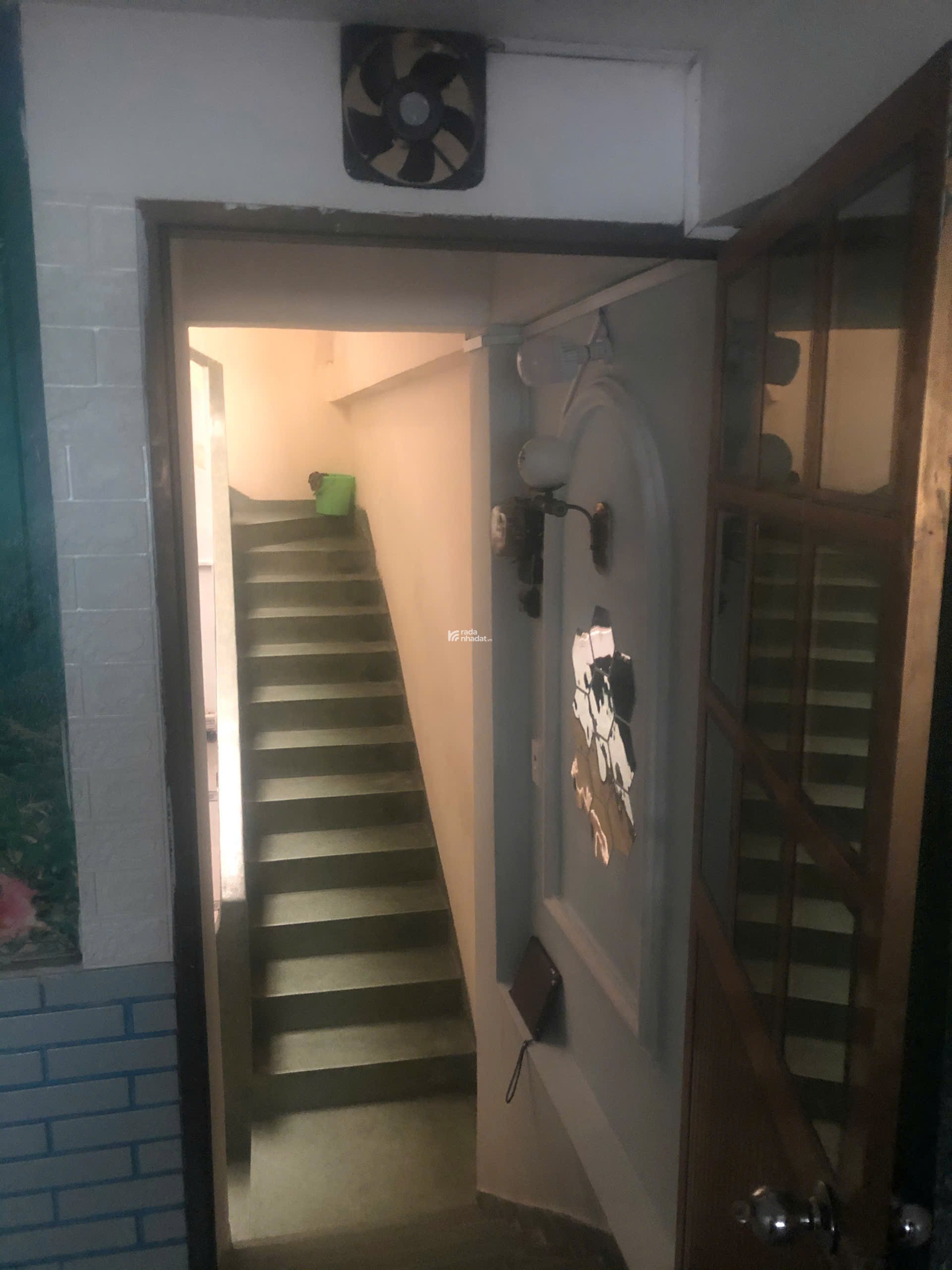 CHÍNH CHỦ BÁN NHÀ MẶT TIỀN  SỐ 12, PHAN PHÚ TIÊN, QUẬN 5, 4 TẦNG, GIÁ 19,8 Tỷ