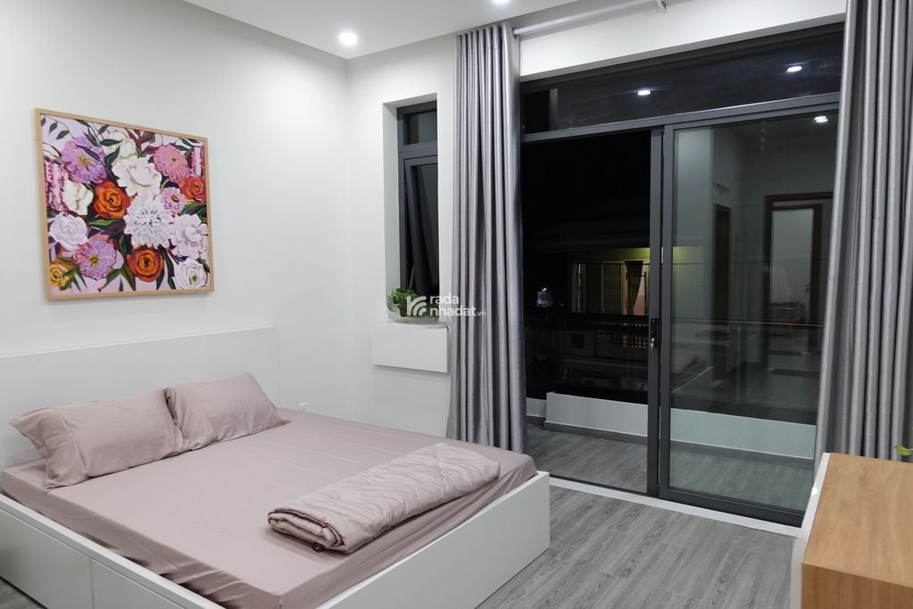 CHO THUÊ NHÀ MT ĐƯỜNG 38, GẦN CHỢ HIỆP BÌNH, 1 TRỆT 1 LẦU, SÂN XE HƠI, 16TR.