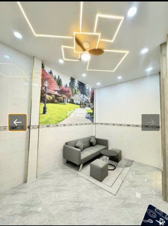 Nhà đẹp, 1 lầu, 2 phòng ngủ, Hẻm 122, Dương Quảng Hàm. Gần ĐH Văn Lang, Emart