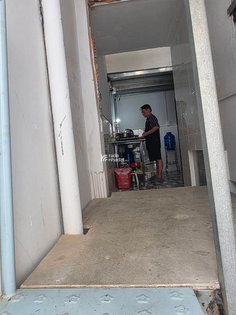 Sát Tên Lửa,  40m2 ,  đang cho thuê dòng tiền khủng 