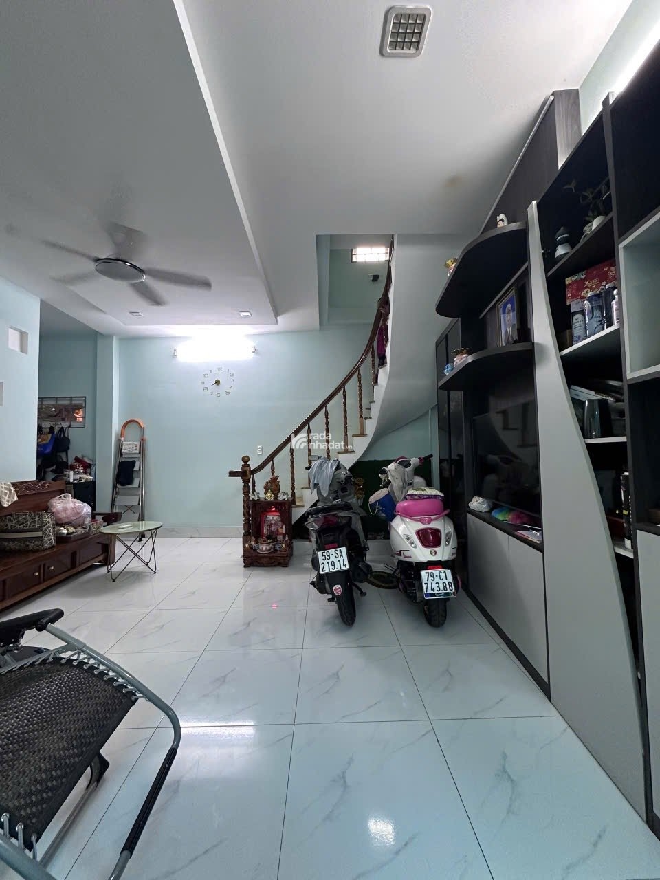 BÁN NHÀ LÊ QUANG ĐỊNH 40M2 3PN GIÁ CHỈ 4.6 TỶ