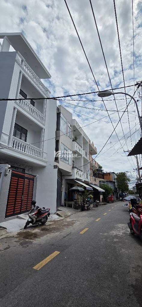 SIÊU PHẨM NHÀ MẶT TIỀN KD NGAY BẾN PHÚ ĐỊNH SÁT NGUYỄN VĂN LUÔN - NHÀ MỚI TINH 4 TẦNG - 4,3m x11m