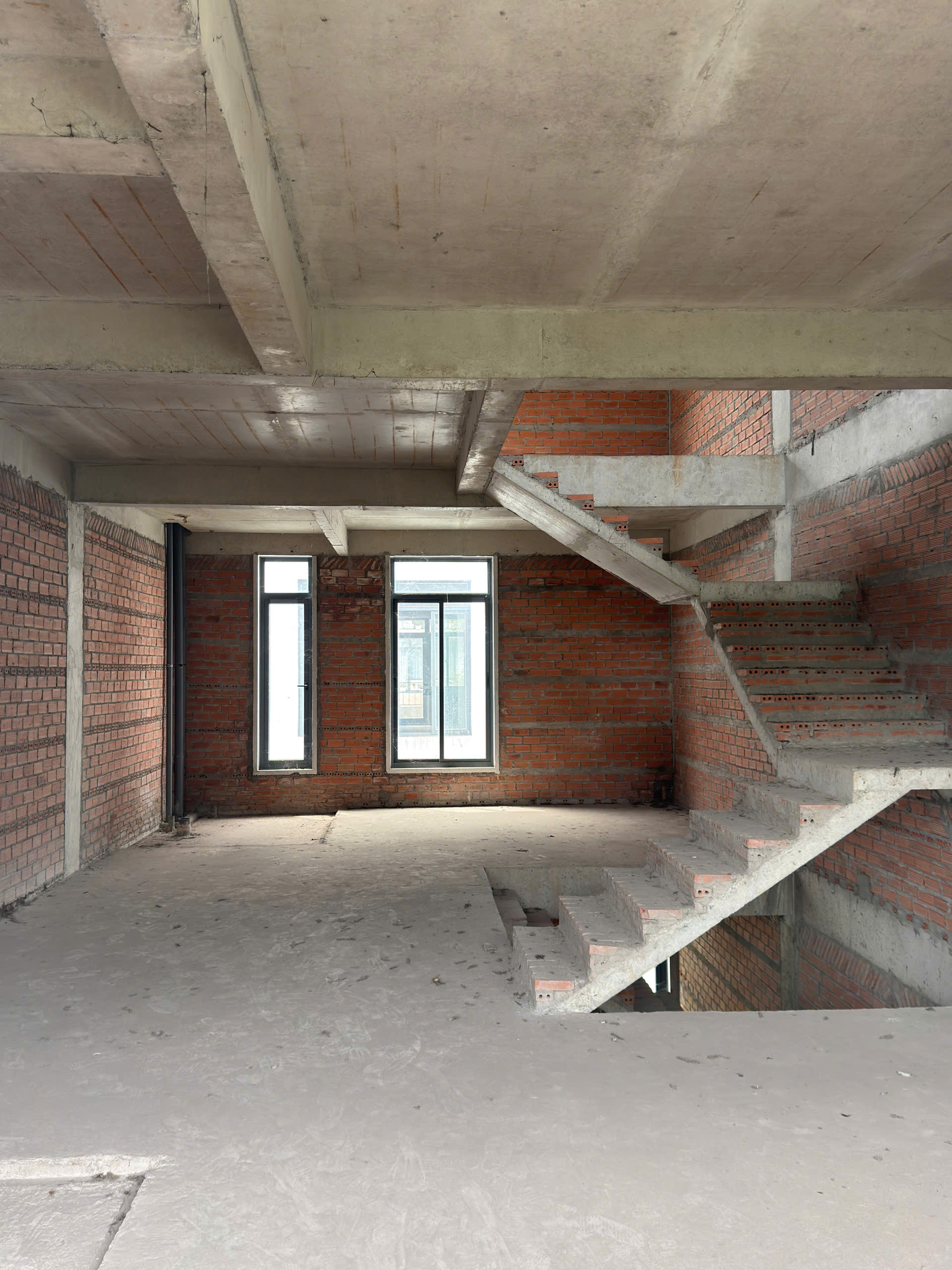 96.8m2 - Giá 12.2 tỷ nhà thô 3 tầng - Nhà phố Lavila Nguyễn Hữu Thọ
