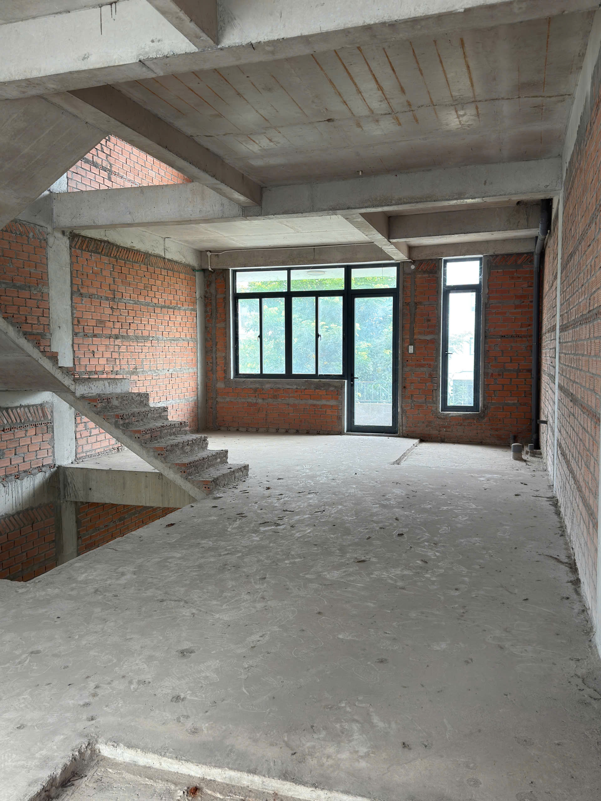 96.8m2 - Giá 12.2 tỷ nhà thô 3 tầng - Nhà phố Lavila Nguyễn Hữu Thọ