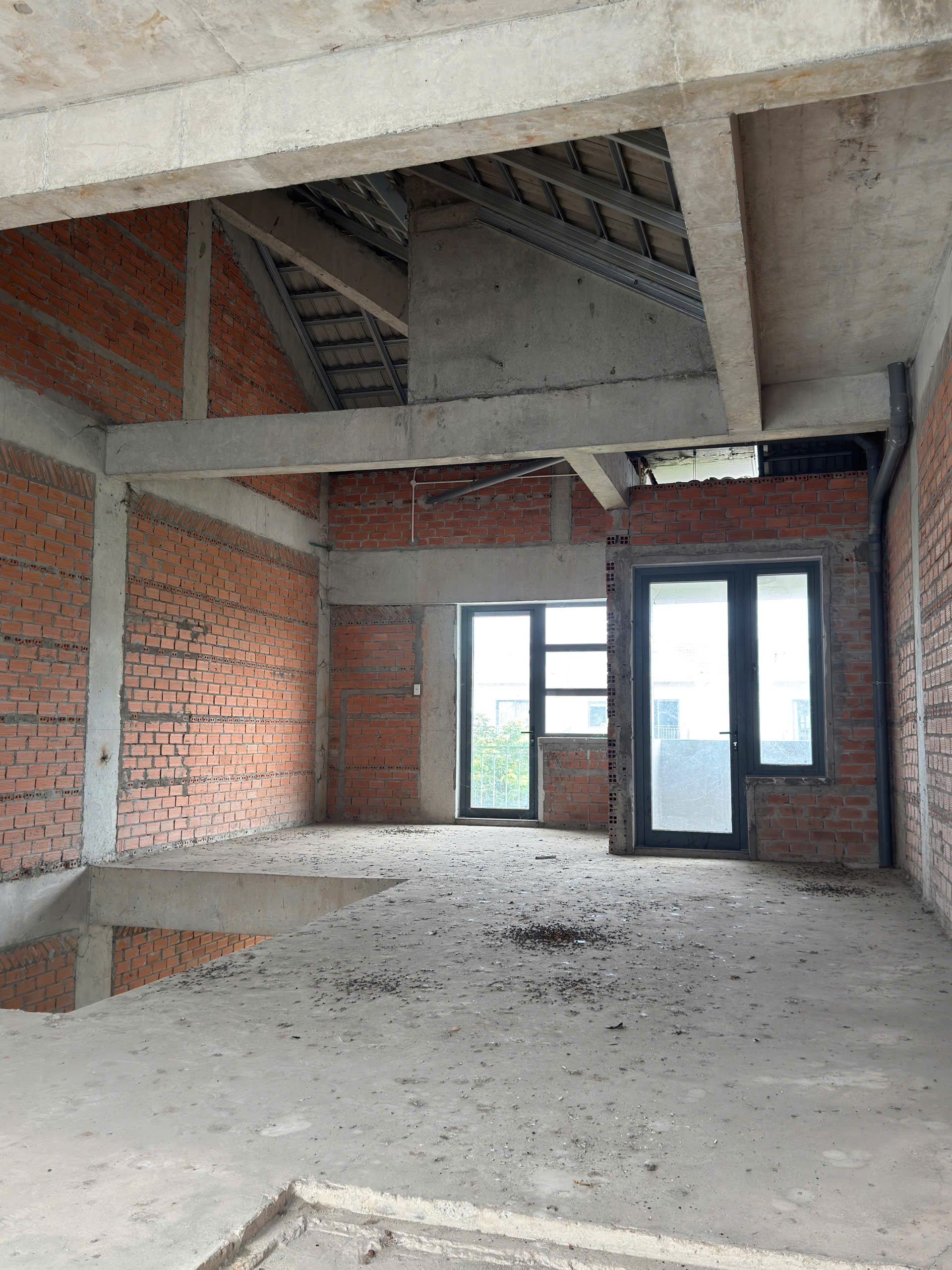 96.8m2 - Giá 12.2 tỷ nhà thô 3 tầng - Nhà phố Lavila Nguyễn Hữu Thọ