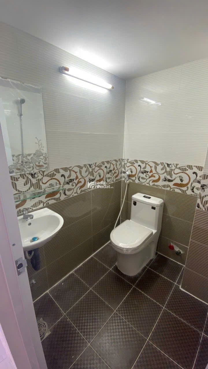Nhà góc 2 mặt tiền đường Sơn Kỳ. Q Tân Phú. DT: 4x19. 2 Tầng. Giá: 9,5 Tỷ