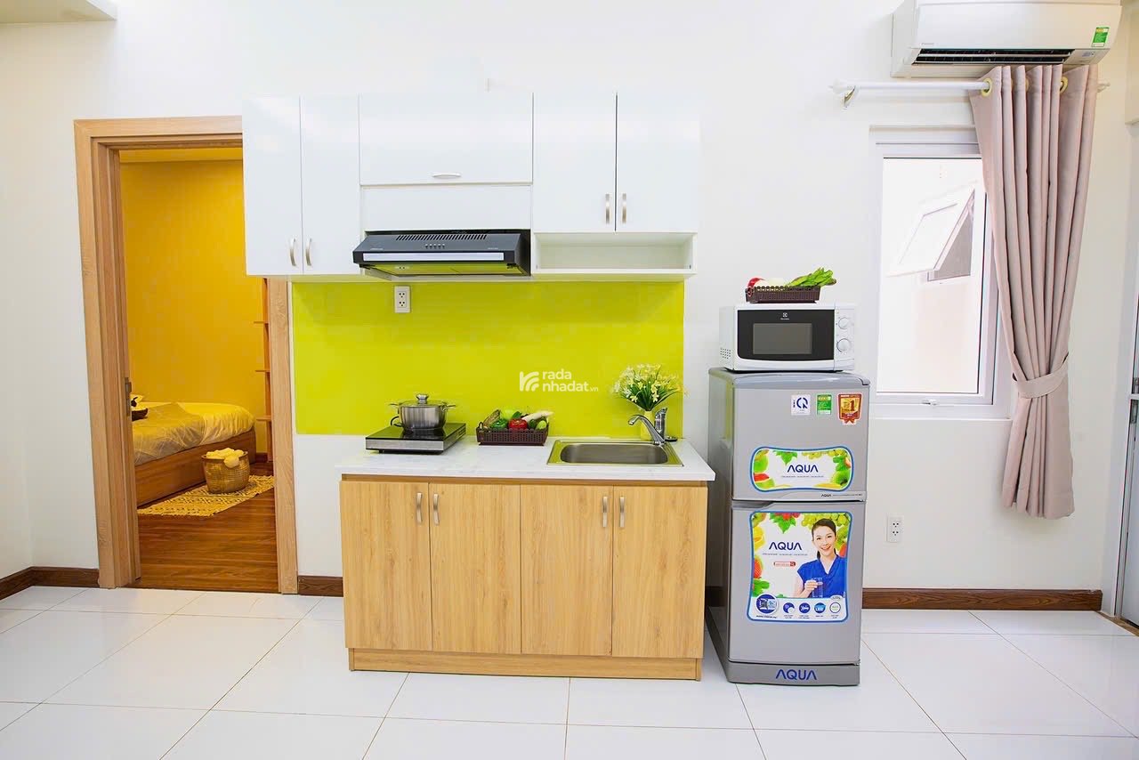 Căn Hộ 1PN Cửa Sổ Lớn Gần Nhà Thờ Tân Định Quận 1