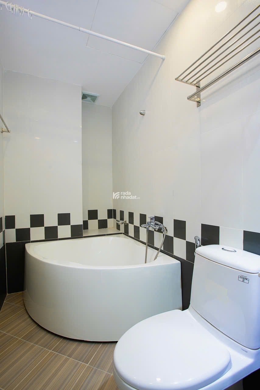 Căn Hộ 1PN Cửa Sổ Lớn Gần Nhà Thờ Tân Định Quận 1