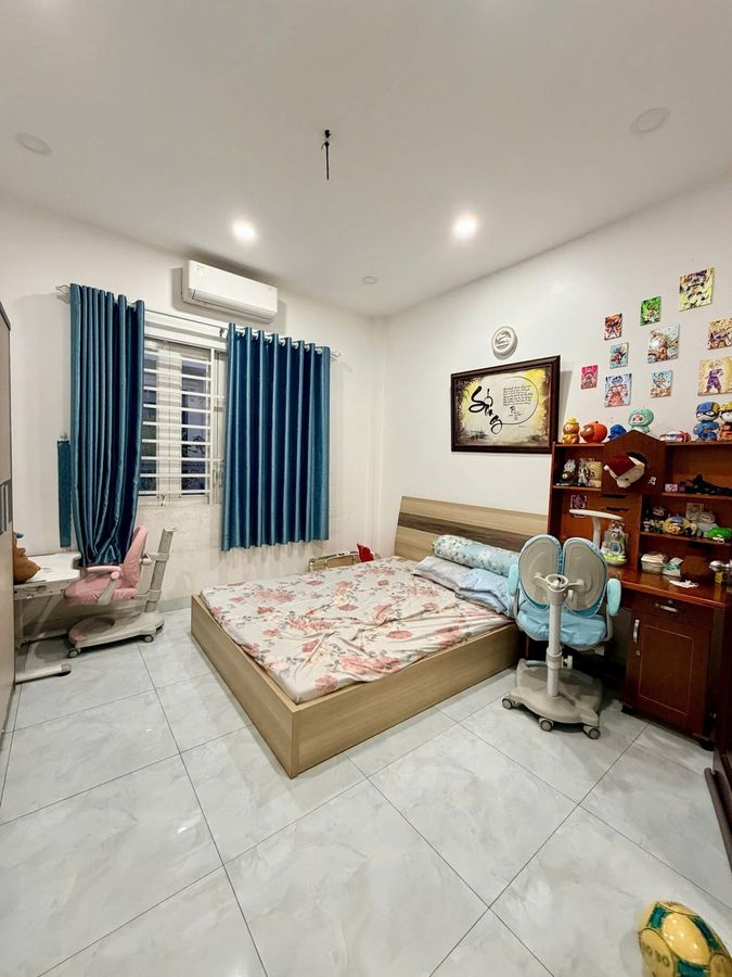  NHÀ ĐẸP  CÁCH MT NGUYỄN THỊ TÚ 500m, CÁCH CHỢ BÌNH THÀNH 10M. 60M2