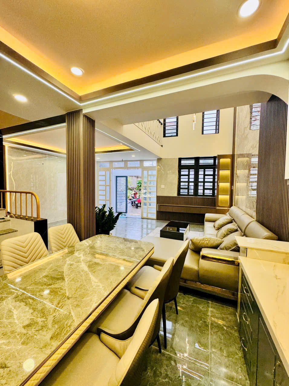 NHÀ ĐẸP 1/ TX43 - CÔNG NĂNG 5 PHÒNG NGỦ, GIÁ CHỈ 5 TỶ 150!