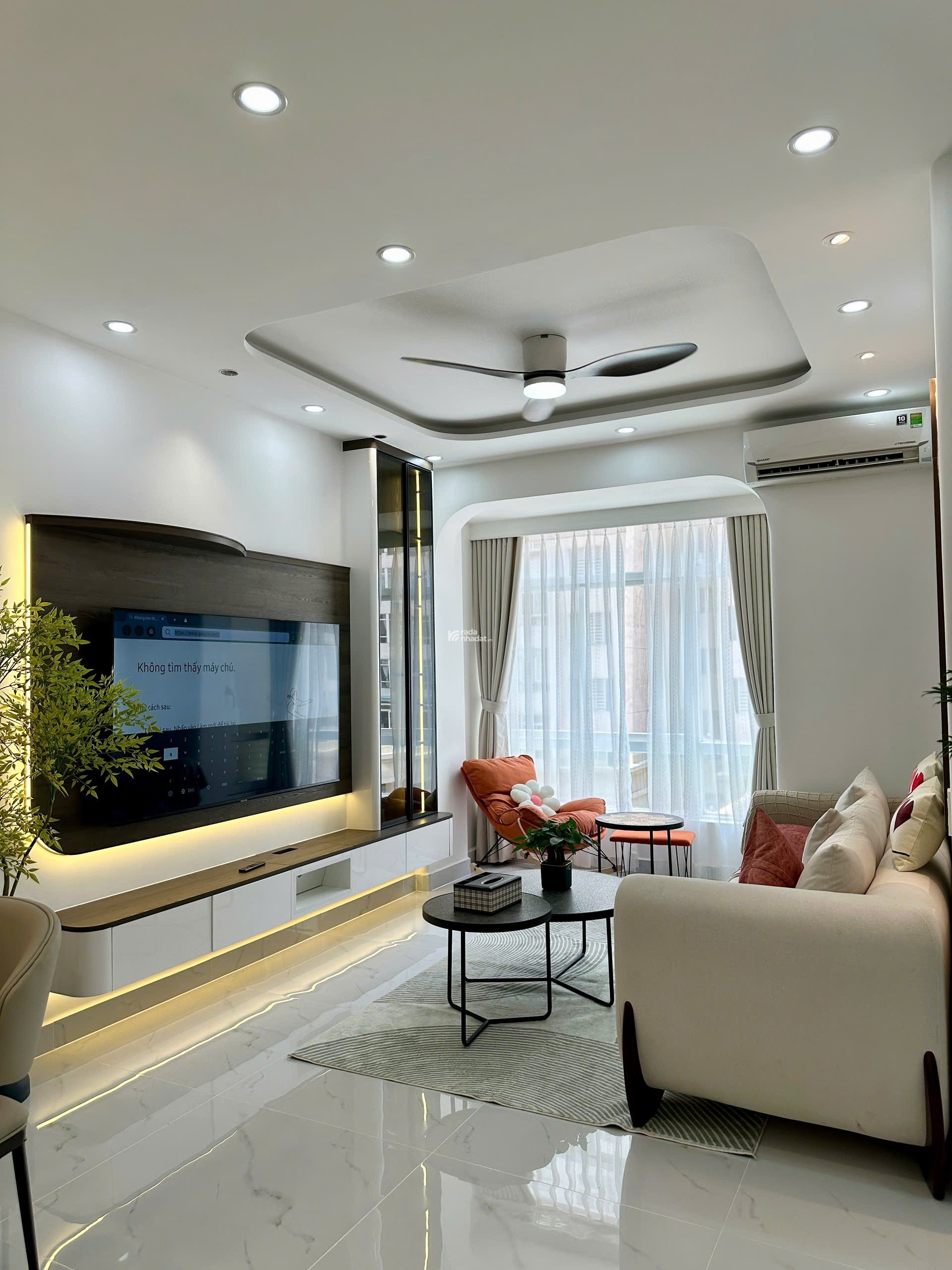 Bán nhanh căn hộ sky garden 3, PMH, Q7 DT 74m2, TK 3PN nhà mới đẹp, giá chỉ 6,1 tỷ 