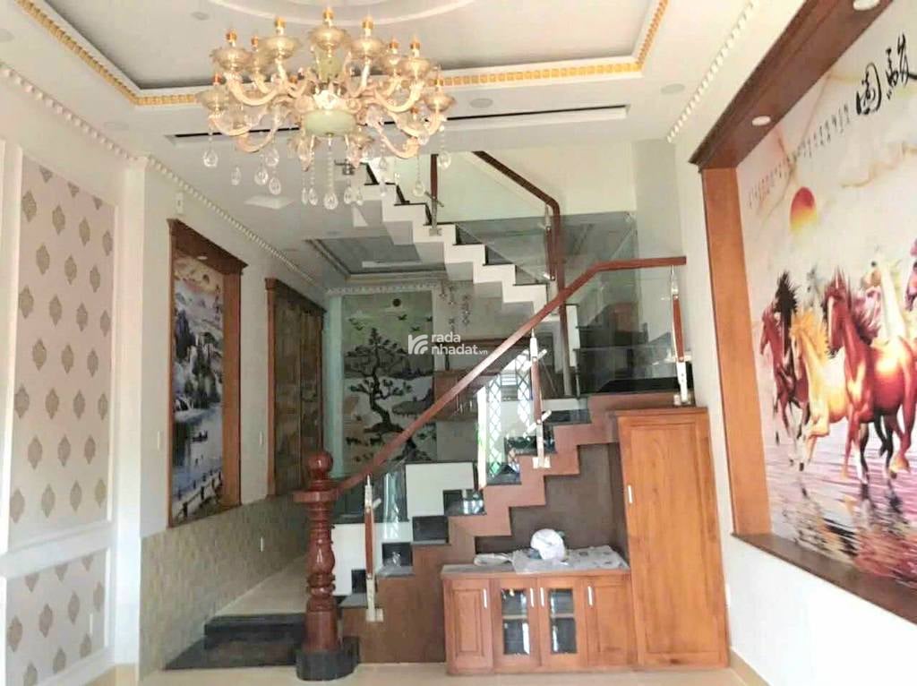 NHÀ 3 TẦNG MỚI ĐẸP Ở NGAY - GẦN MT ĐƯỜNG SỐ 2, TRƯỜNG THỌ - HẺM XE HƠI TO 