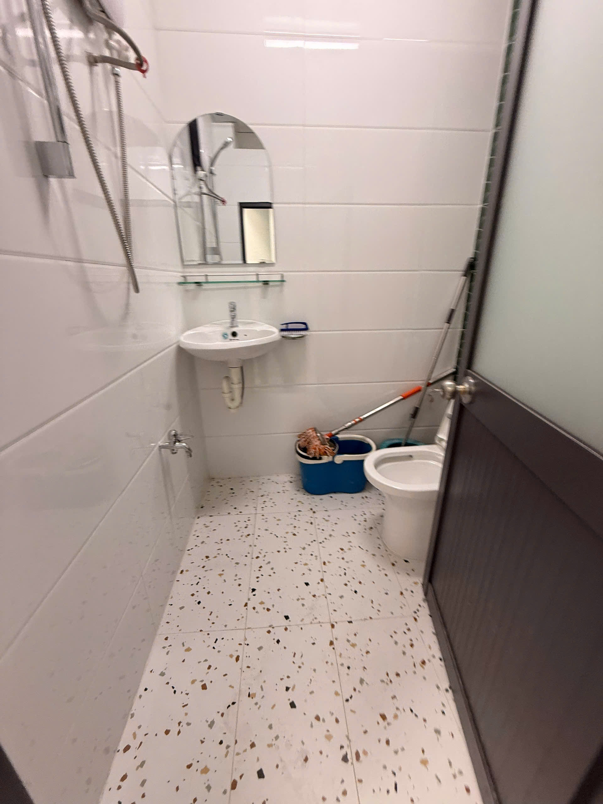 Cần Bán Gấp Căn Hộ Phú Thọ Quận 11 - 66m2 (2PN, 2WC) - Nhà Mới Đẹp - Giá Chỉ 3.5 Tỷ