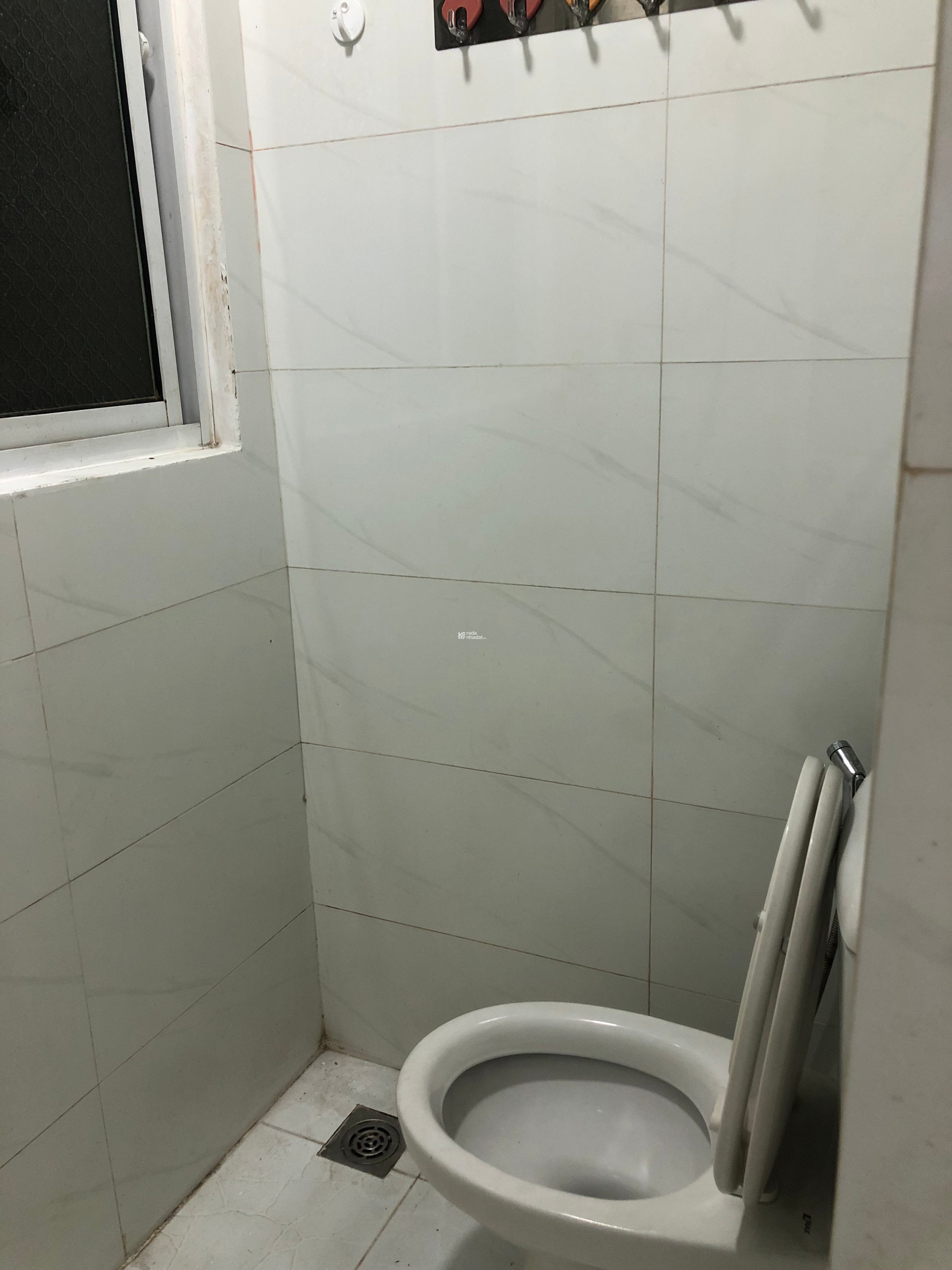 "chung cư nguyễn kim quận 10 lô R lầu 2 thang bộ 50m 2 phòng ngủ" 