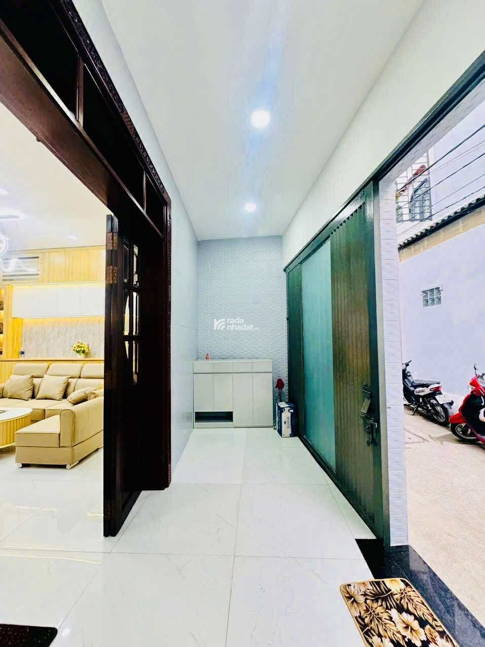 89TR/M2 - HXH ĐỖ CỬA NGUYỄN VĂN KHỐI - 64m2  NHÀ NỞ HẬU ĐẸP