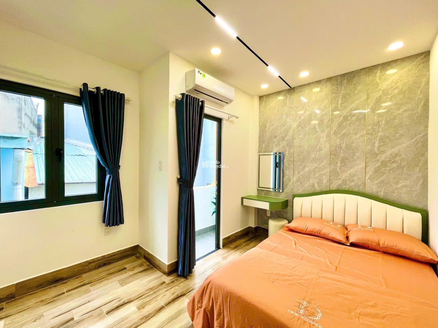 NHÀ NỞ HẬU 3 LẦU FULL NỘI THẤT CAO CẤP QUẬN GÒ VẤP