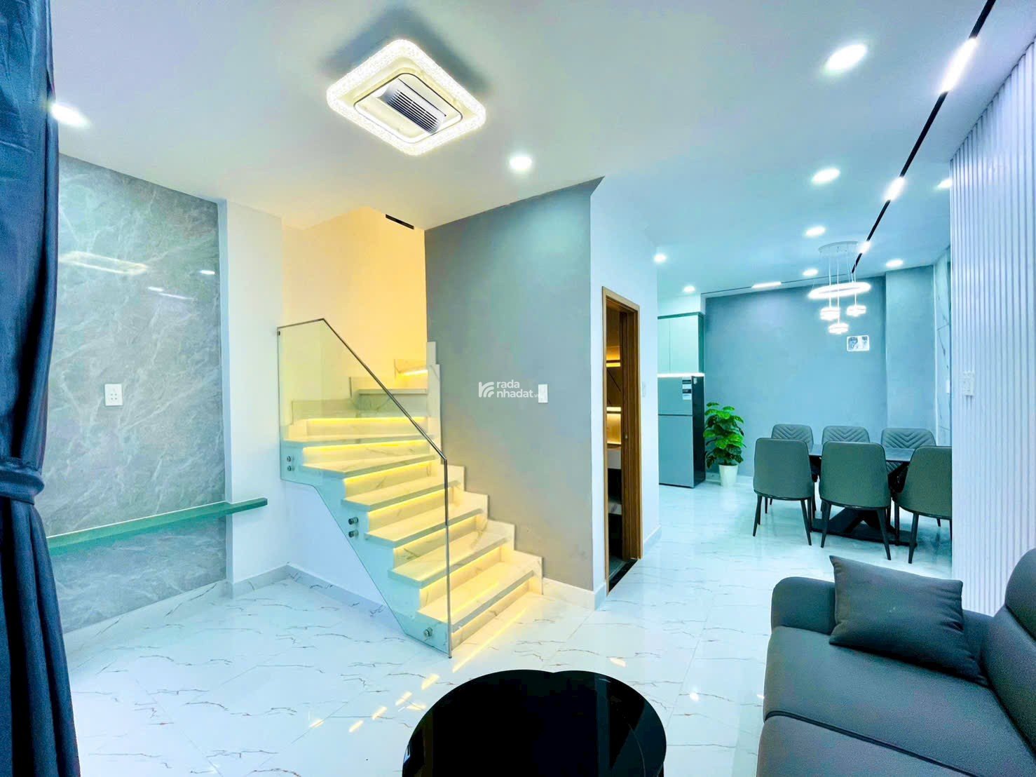 NHÀ NỞ HẬU 3 LẦU FULL NỘI THẤT CAO CẤP QUẬN GÒ VẤP