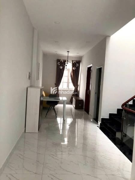 RẺ NHẤT KHU, CHO THUÊ BIỆT THỰ LITTLE VILLAGE, SÁT GIGAMALL, 1 HẦM 1 TRỆT 3 LẦU, 26TR.