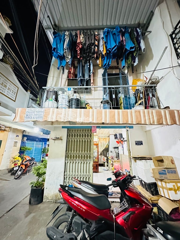 SÁT Q1. HẺM XE HƠI XÔ VIẾT NGHỆ TĨNH, BÌNH THẠNH, 28M2 MỚI Ở NGAY. GIẢM 350TR CHỈ CÒN 2.65T TL 