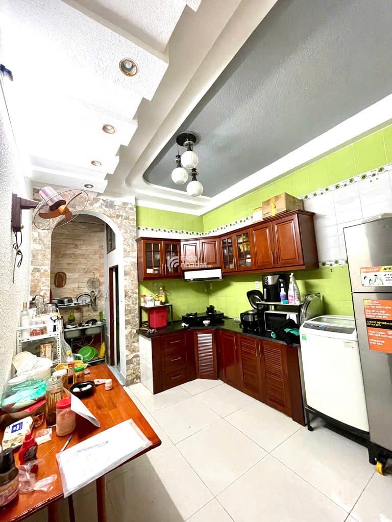 Nhà Phố 3 Tầng 72m2 Đừng trước nhà 6m Ngay Sau Mega Martket Hiệp Phú Trương Thị Hoa Q 12