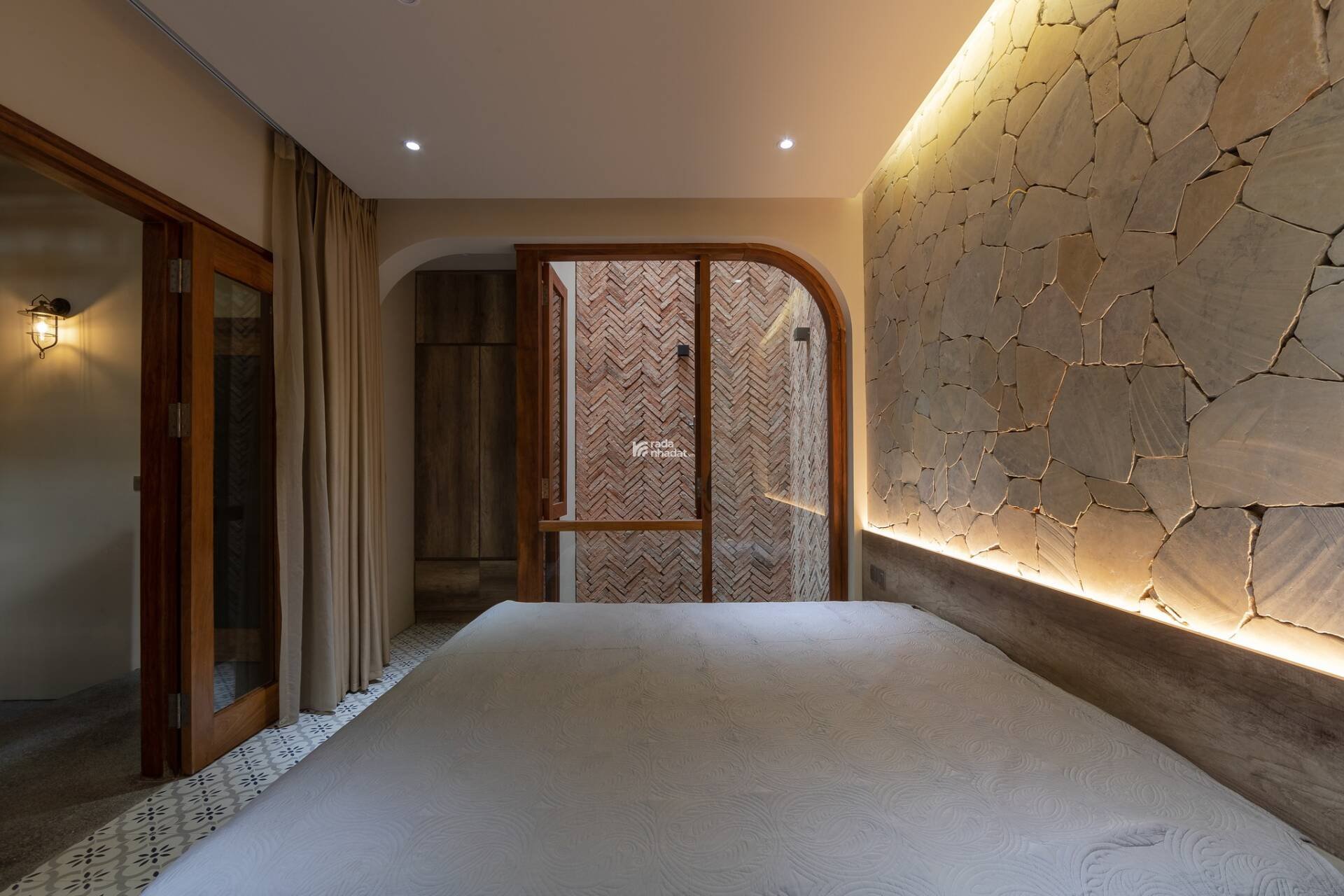 Giá giảm nhà Trường Sa, P.13, Phú Nhuận, 92m2, 3 tầng, chỉ 13 tỷ