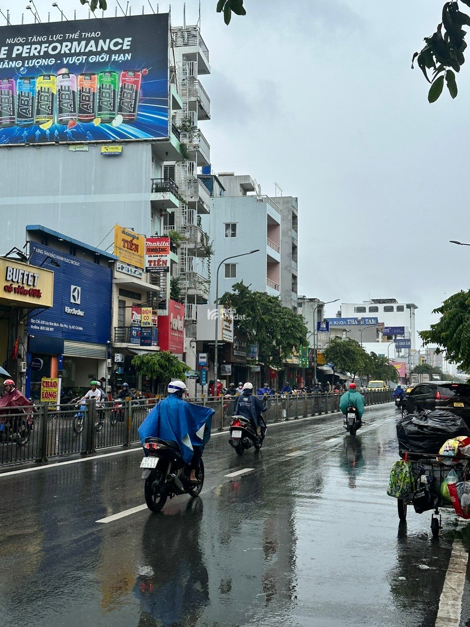 CHỈ 16,2 TỶ .SỞ HỮU SIÊU PHẨM : NHÀ 4 TẦNG GÓC 2 MT LŨY BÁN BÍCH, Q.TÂN PHÚ