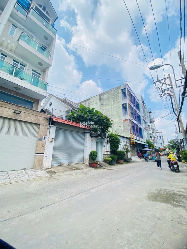 Bán gấp Lô đất 2 mặt hẻm xe hơi thông Dương Quảng Hàm P5 Gò Vấp 4x21m Chỉ 11.5 tỷ