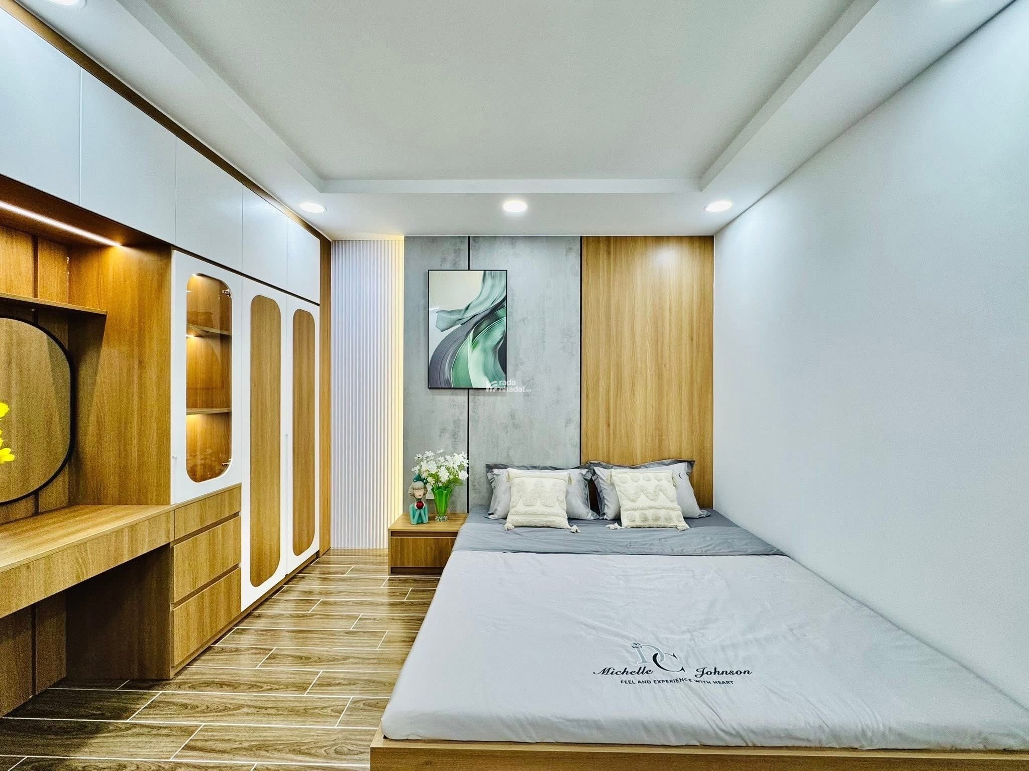 SIÊU PHẨM TRUNG TÂM GÒ VẤP – NHÀ XÂY MỚI 4 LẦU – FULL NỘI THẤT CAO CẤP – HẺM XE HƠI 5M – 8.25 TỶ