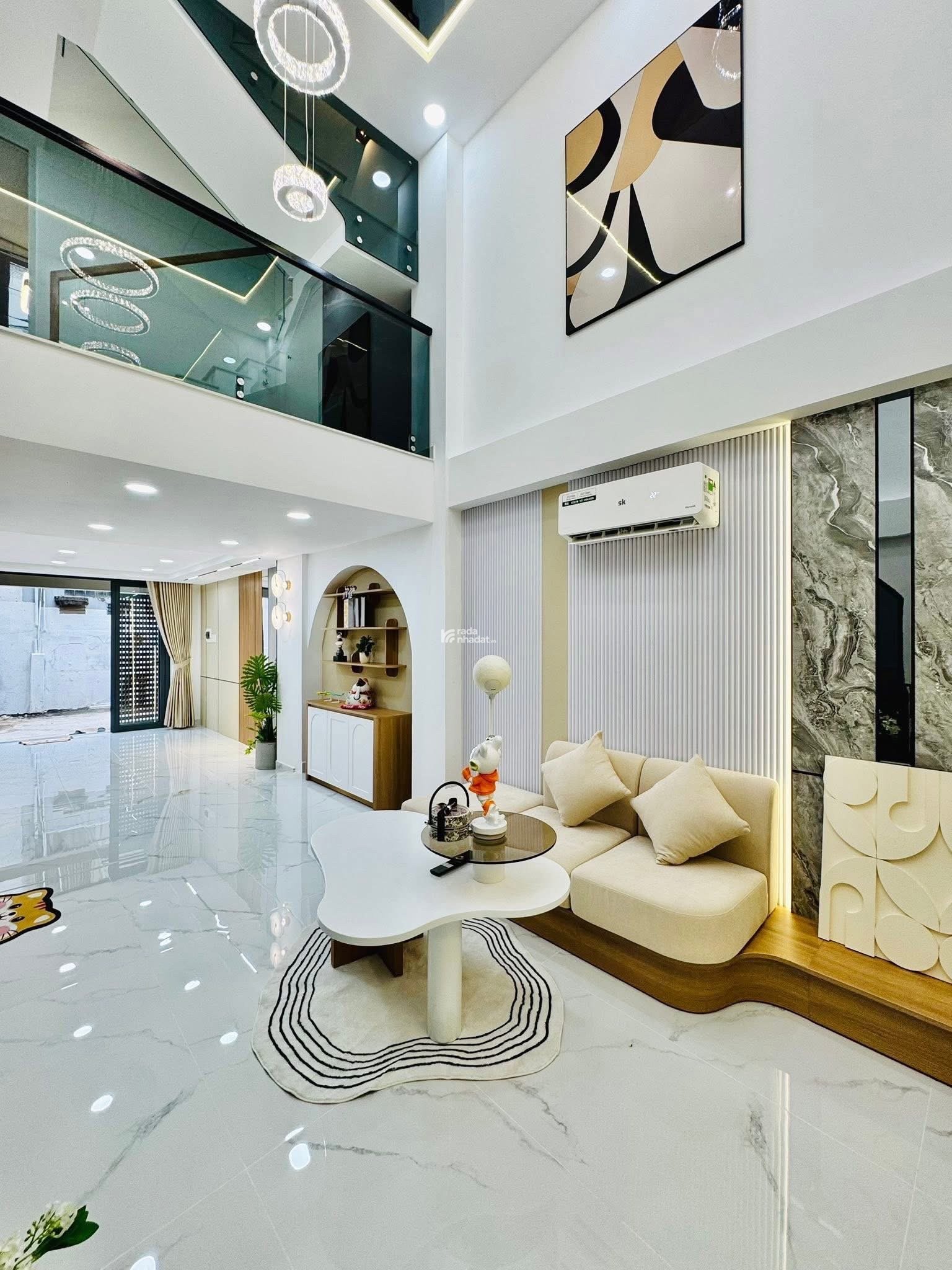 SIÊU PHẨM TRUNG TÂM GÒ VẤP – NHÀ XÂY MỚI 4 LẦU – FULL NỘI THẤT CAO CẤP – HẺM XE HƠI 5M – 8.25 TỶ