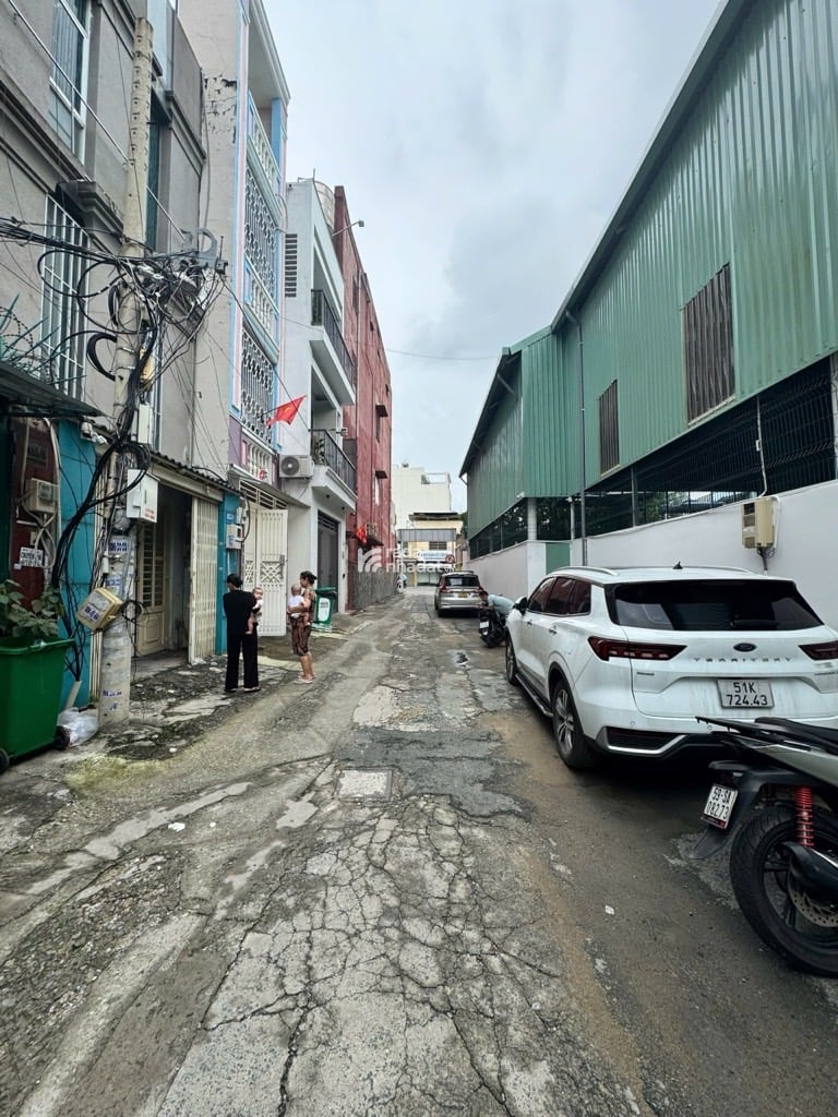 SÁT MT NGUYỄN KIỆM, PHÚ NHUẬN, 63M2 CÓ KC Ở NGAY. GIẢM 350TR CHỈ 12T TL 