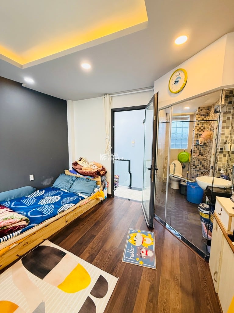 Bán gấp nhà phố 4 tầng mới, Vòng xoay Lý Thái Tổ Q3, DTSD 81m2, Giá 6,5 tỷ TL