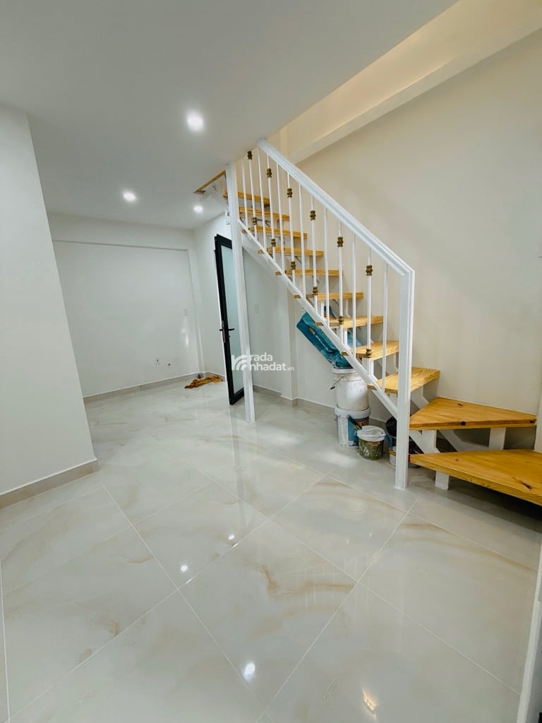 SÁT Q1. ĐINH TIÊN HOÀNG, BÌNH THẠNH,  MỚI Ở NGAY, GIẢM 550TR CHỈ CÒN 3.35T