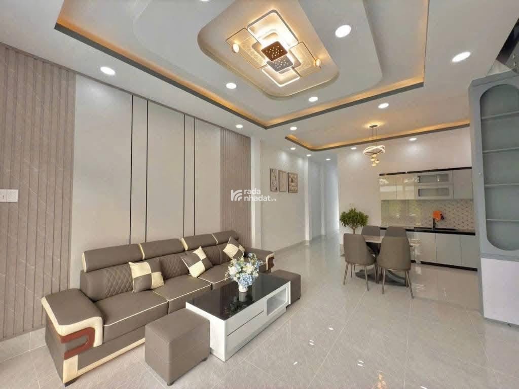 GẤP! BÁN NHÀ 2 TẦNG NGAY ĐƯỜNG HOÀ HƯNG, PHƯỜNG 13, QUẬN 10 HXH SỔ RIÊNG