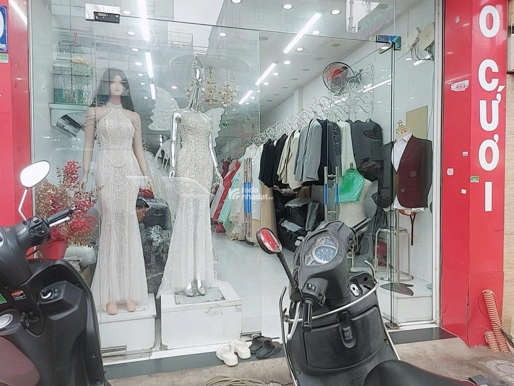 MTKD SIÊU ĐỈNH LÝ THƯỜNG KIỆT, TÂN BÌNH - GẦN 400M2 - NGANG GẦN 10M - CHO THUÊ 90 TRIỆU - SỔ NỞ HẬU