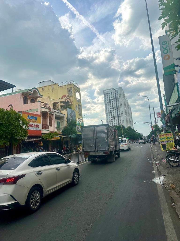 MẶT TIỀN HOÀ BÌNH - LUỸ BÁN BÍCH - TÔ HIỆU- KINH DOANH SẦM UẤT - NHỈNH NHẸ 13 TỶ