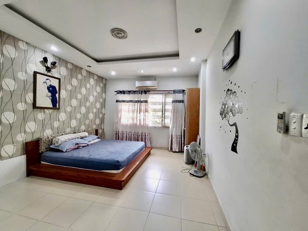 Bán Nhà KDC View Công Viên 105m2(6x17.5), 3 Tầng Tạ Quang Bửu Quận 8