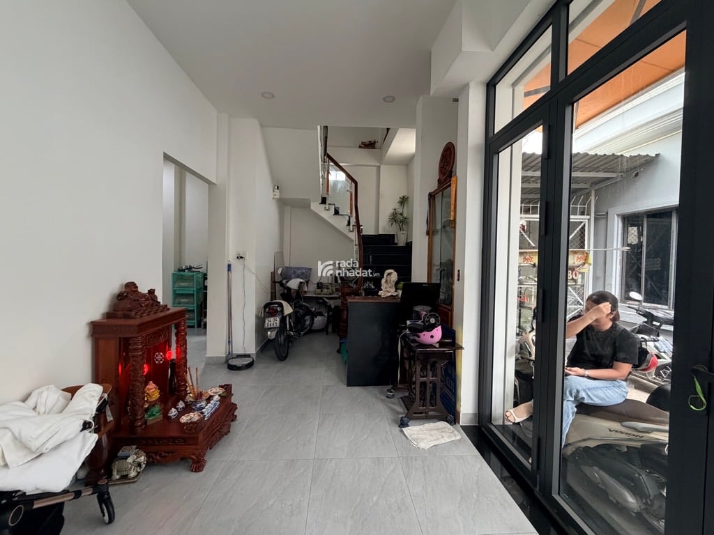 HẺM XE HƠI XÔ VIẾT NGHỆ TĨNH, BÌNH THẠNH, 5 TẦNG MỚI TINH Ở NGAY. GIẢM 550TR CHỈ 7.3T TL