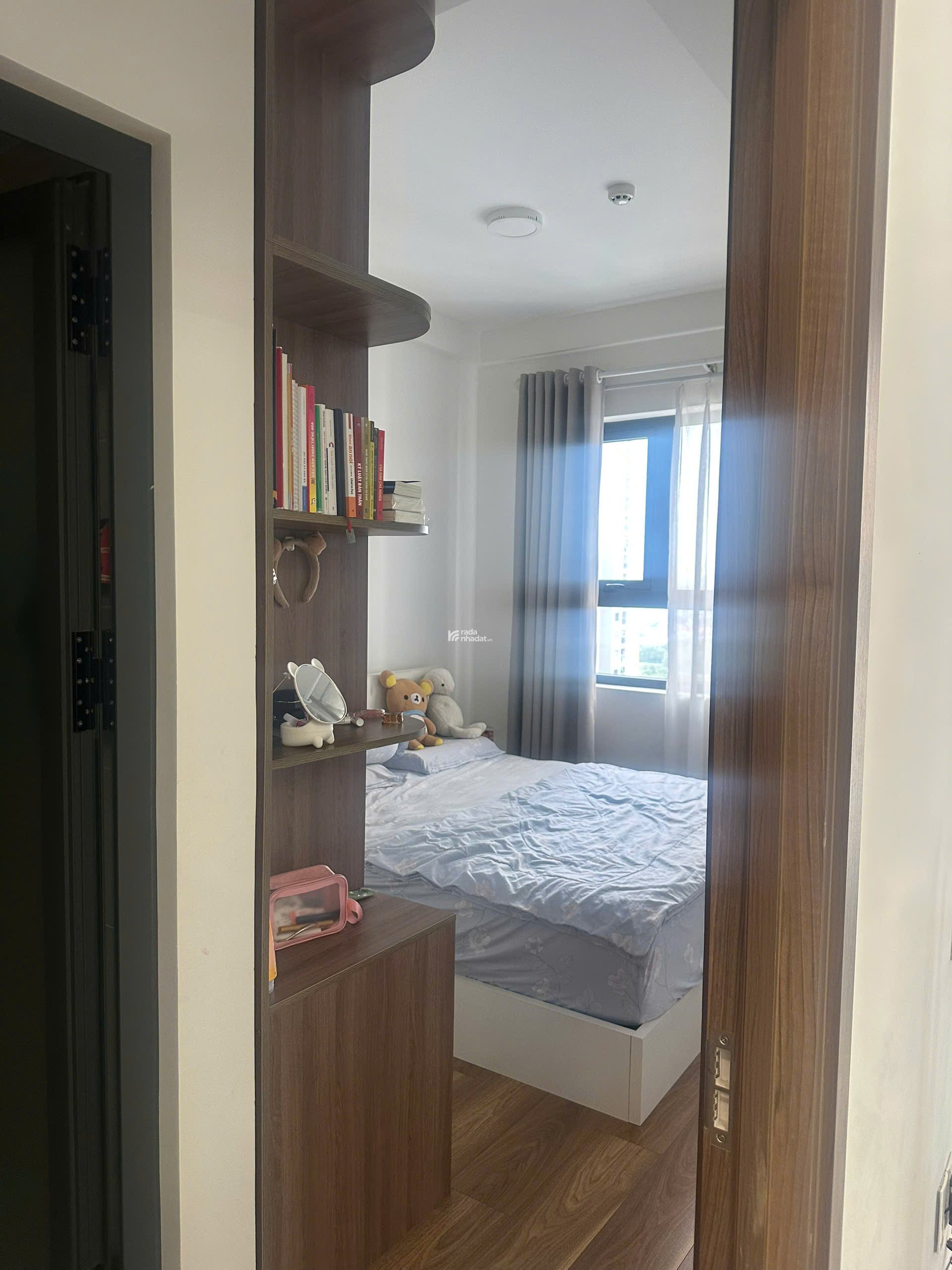 2PN2WC - 67m2 - Giá 3.75 tỷ bao thuế phí - Đủ nội thất - Q7 Riverside