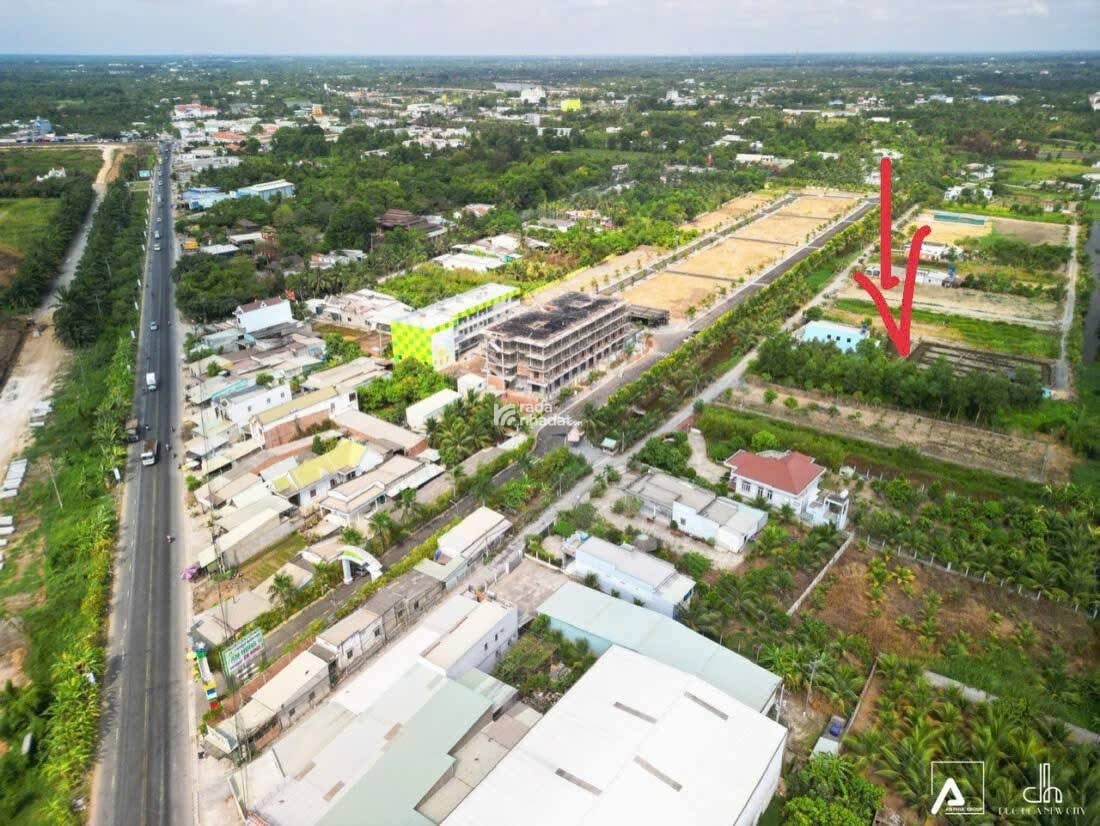 Chính chủ cần bán lô đất ngay mặt tiền đường DT824, sau chợ Đức Hoà giá 1ty (125m2)