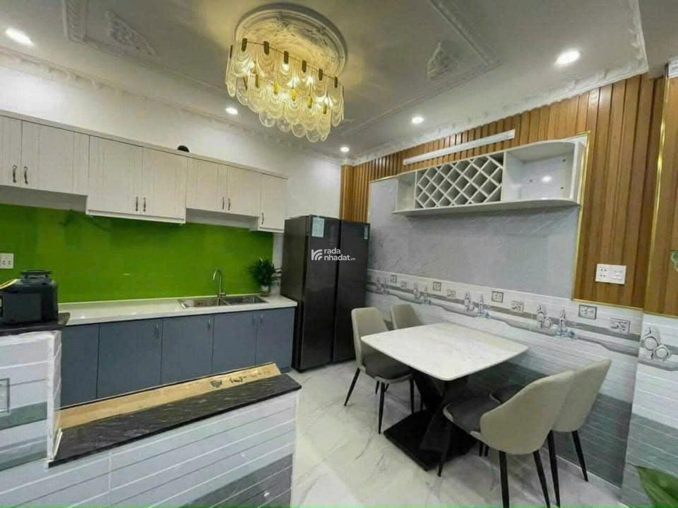 NHÀ BÁN SÁT PHÚ MỸ HƯNG-FULL NỘI THẤT-SỔ NỞ HẬU-NHĨNH 3 TỶ