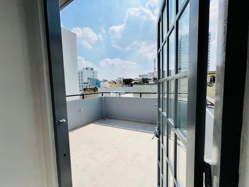 TÂN PHÚ - HẺM KINH DOANH 2 XE TẢI TRÁNH - 70M2 (4x17.5) - A4 - 3 TẦNG MỚI - 4 PN, 4 WC - TẶNG NỘI T