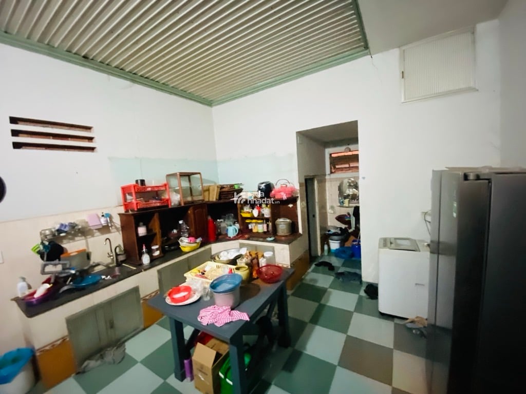 MT Đ. ĐỖ THẾ DIÊN 2T NGANG 7M, 213M CẠNH CHỢ, GX LONG THẠNH MỸ CHỈ 12.X TỶ(TL), CẠNH VINHOME Q9