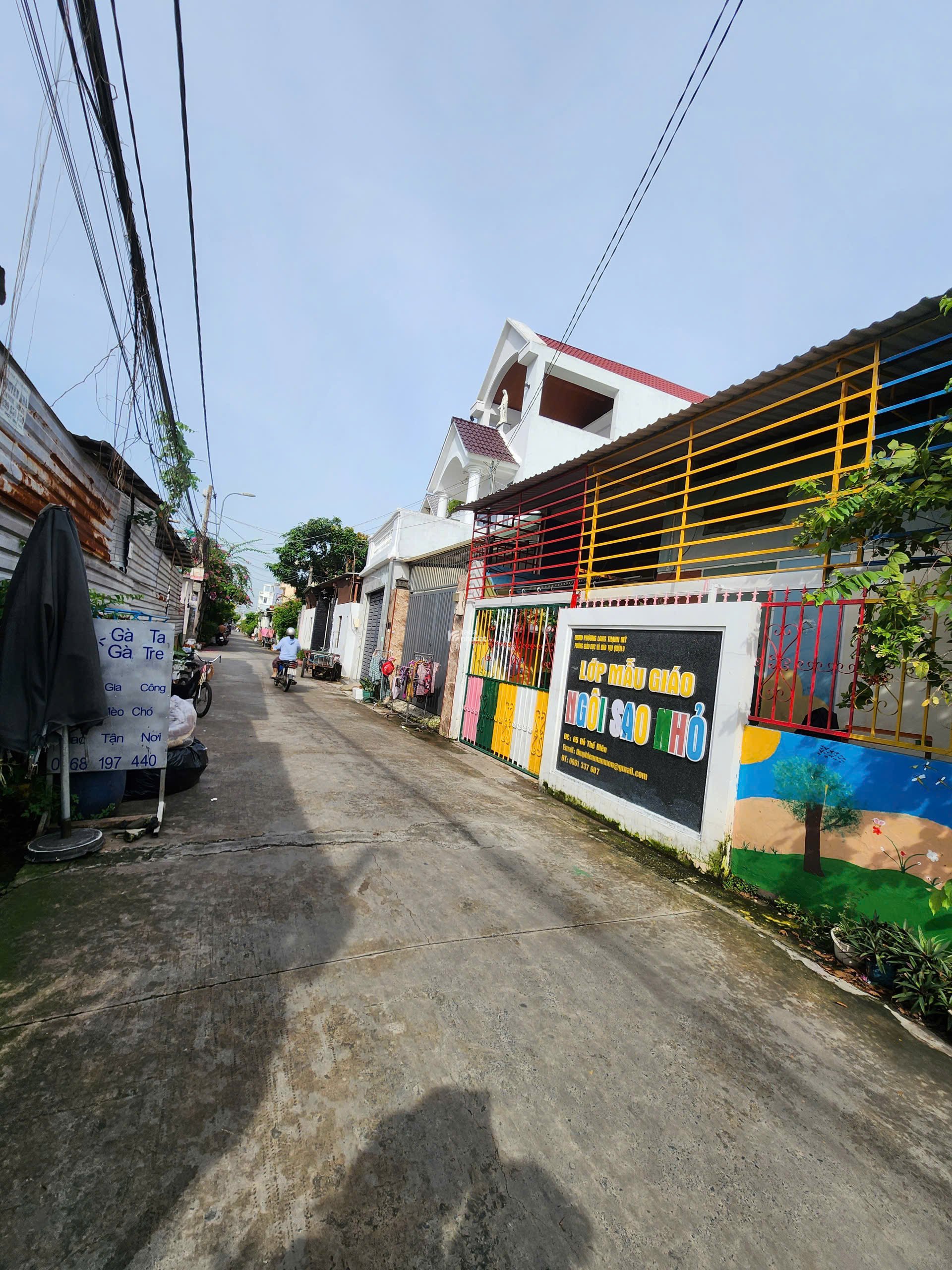 MT Đ. ĐỖ THẾ DIÊN 2T NGANG 7M, 213M CẠNH CHỢ, GX LONG THẠNH MỸ CHỈ 12.X TỶ(TL), CẠNH VINHOME Q9