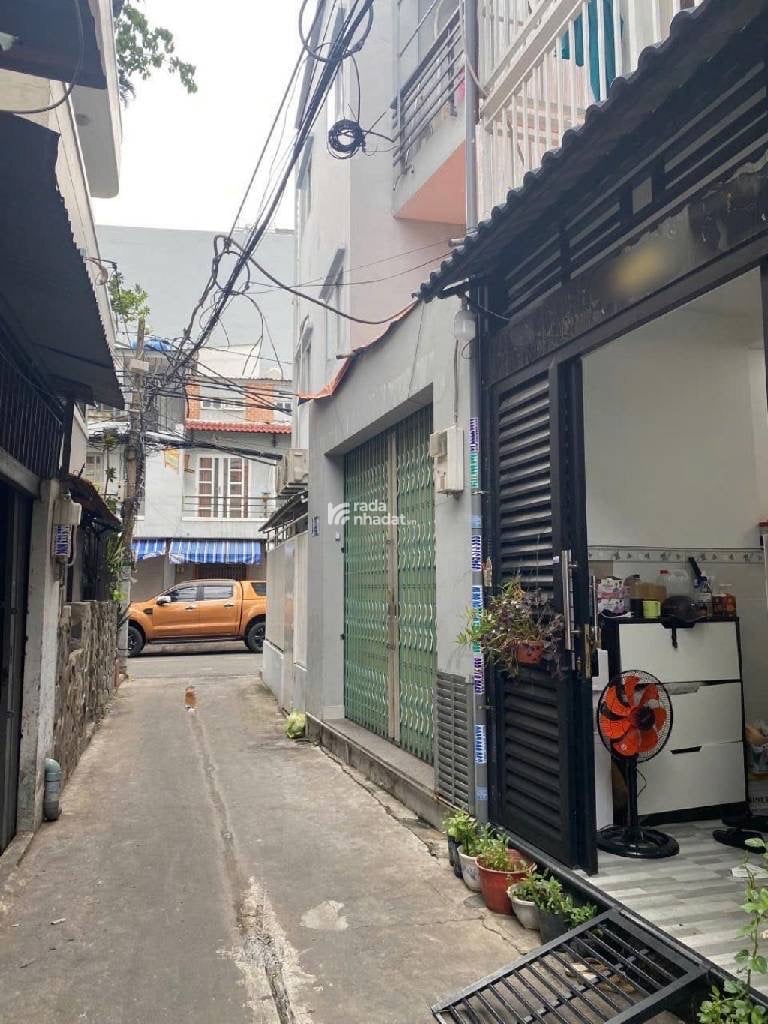 Nguyễn Sơn - HXH - 31m2 - 2 tầng